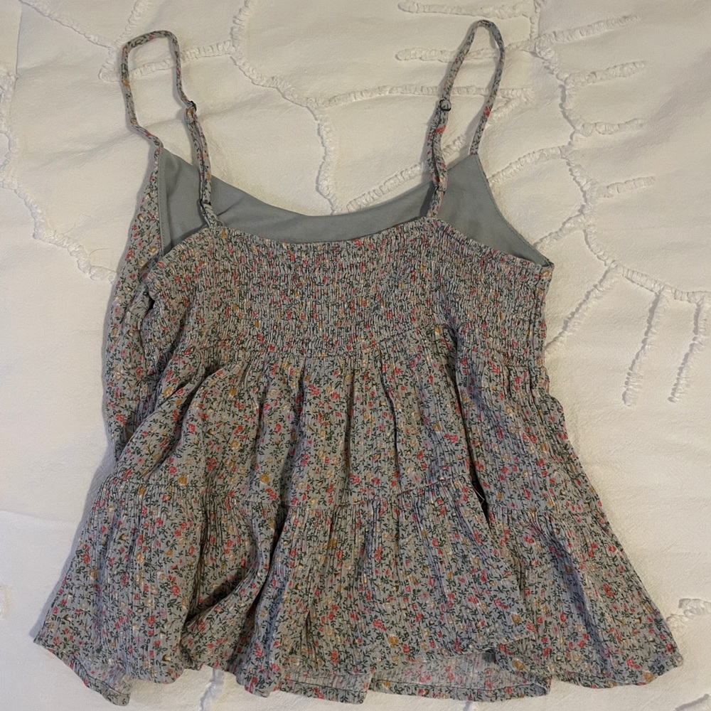 Spring tank top - Picture 2 of 3